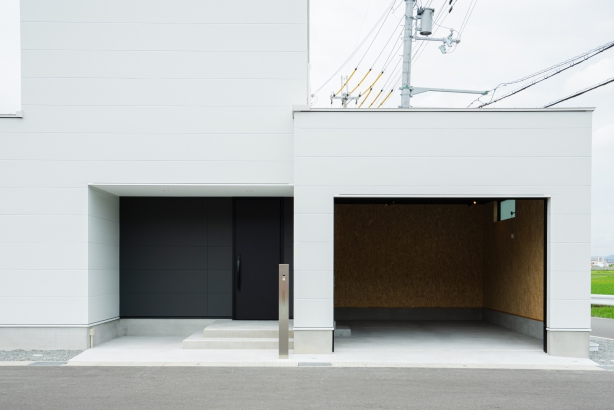   simple note 金沢北スタジオの施工事例 ビルドインガレージのある家
