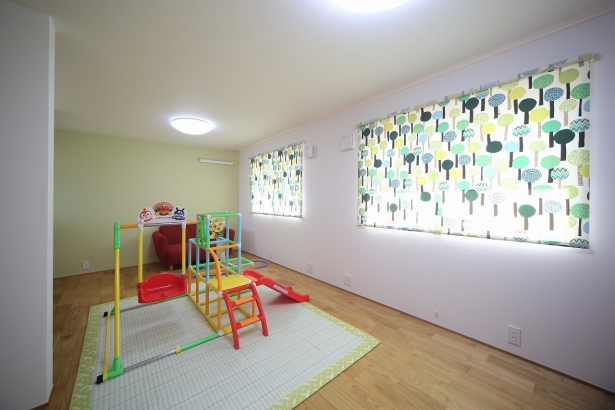   株式会社　シィー・プランニングの施工事例 室内に緑や陽光を取り込み、心おだやかに暮らせる家。