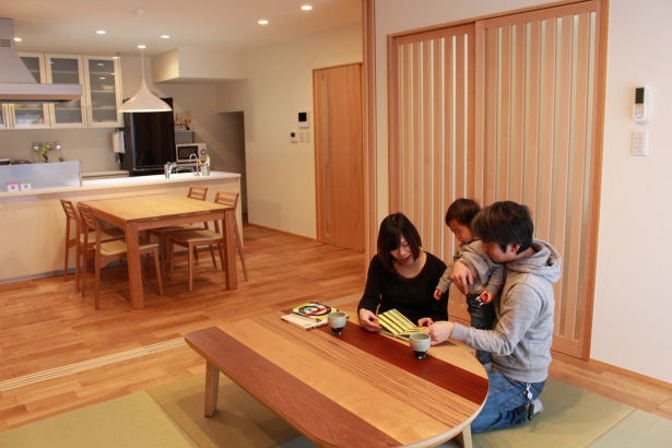 畳の居間 株式会社 済田工務店の施工事例 風の通る家