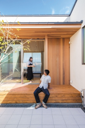   株式会社 済田工務店の施工事例 中庭を囲み ぐるり巡る 「葭月な家」