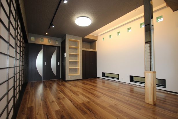 ガラスブロック  株式会社 イングの施工事例 楽しいピアノ教室 | 小松市 マイホーム 建築事例
