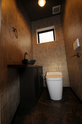 トイレ  株式会社 イングの施工事例 遊び心満載の二世帯住宅 | 小松市 マイホーム 建築事例