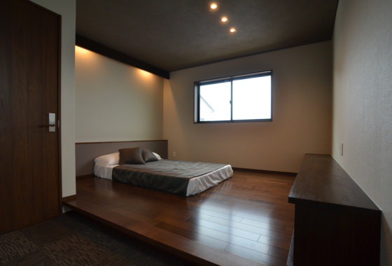   住樂工房  JURAKU  |  石川県小松市でデザインと品質にこだわった住宅づくりの施工事例 スタイリッシュなブラックBOX