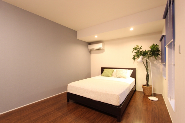 寝室  新日本ホーム株式会社の施工事例 リビングを通さず、客間に案内できる家