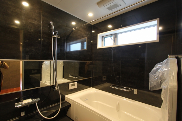 浴室  新日本ホーム株式会社の施工事例 他にない、土間の使い方