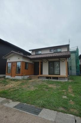  株式会社TAKATA建築の施工事例 のどかな立地に建つ家