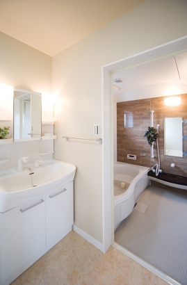 浴室洗面 株式会社 北陸リビング社の施工事例 憧れと実用性を兼ね備えたおしゃれな輸入住宅