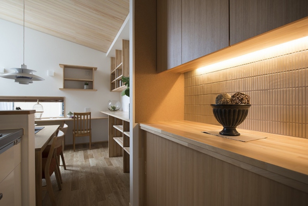ダイニングキッチン 株式会社オリジナルウッドの施工事例 豊かな環境で、日常のスタイルが築かれていく家