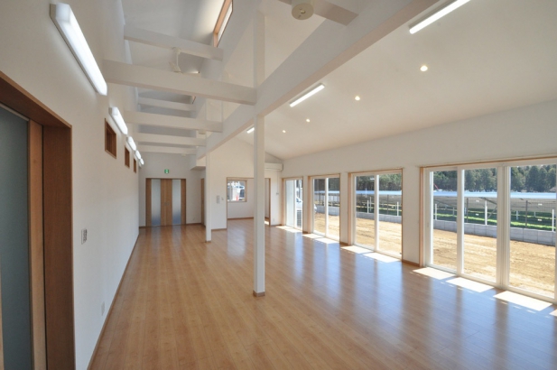   葵建設株式会社の施工事例 太陽の光が部屋いっぱいに広がる癒しの空間 thumbnail