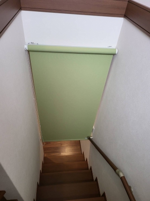 階段　ロールカーテン 株式会社タクミの施工事例 【CUBE】収納力抜群　2階建て