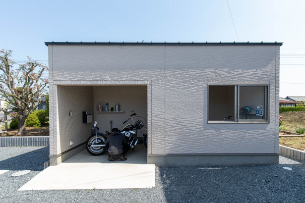   株式会社 池田工務店の施工事例 バイクガレージのある住まい