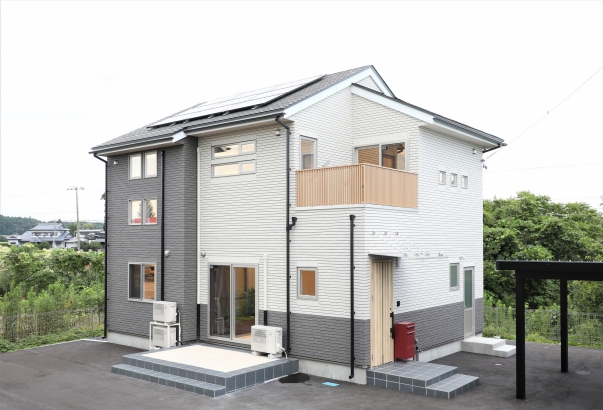   日本ハウスホールディングス　岩手の施工事例 【北上支店】子どもの成長を見守る檜の家