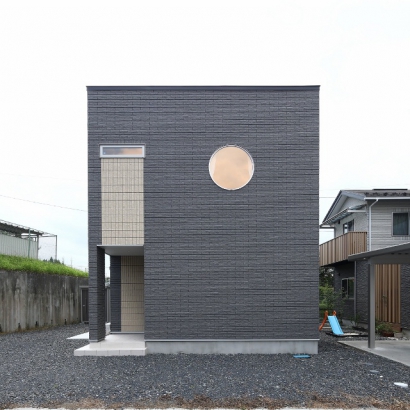   日本ハウスホールディングス　岩手の施工事例 【一関支店】開放感のあるモダンな家