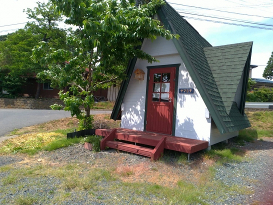   ヤマミチ ／ ヤマミチ建築設計事務所の施工事例 小さな小屋に唯一無二の価値を載せて。