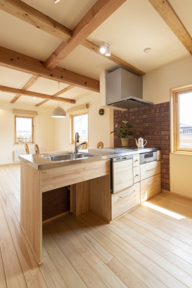 キッチン 東北ホーム 株式会社の施工事例 四季を感じながら暮らす　　２階LDKと屋上のある家